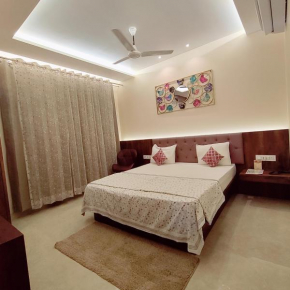 Hotel Luxuria